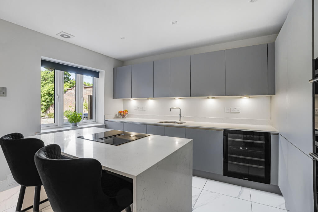 Additional image 14 of School Lane, Welwyn, AL6