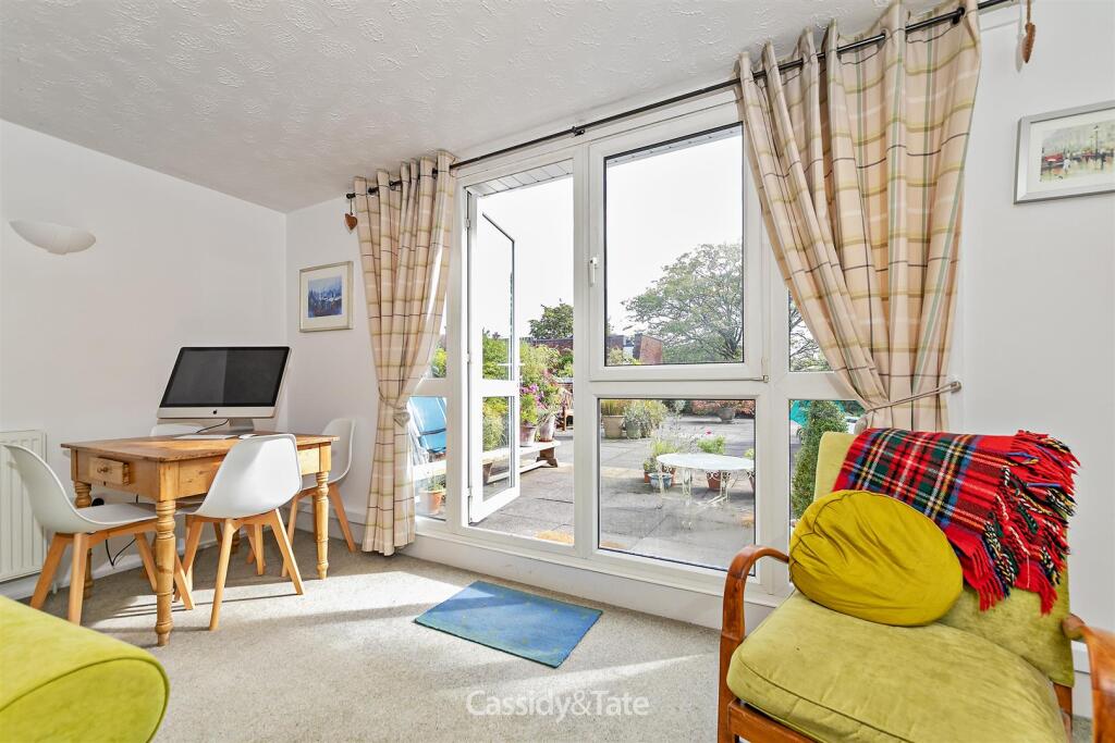 Additional image 23 of 12 Heritage CloseSt AlbansHertfordshire