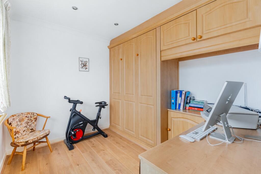 Additional image 18 of Long Fallow, St. Albans, Hertfordshire, AL2