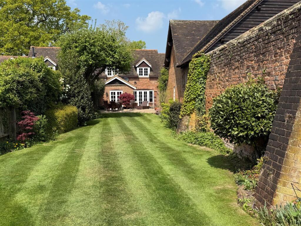 Additional image 30 of Station Road, Brookmans Park