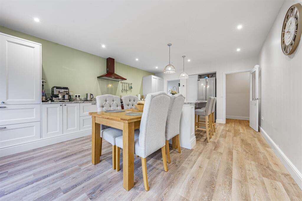 Additional image 6 of Oakwood Road, Bricket Wood, St. Albans