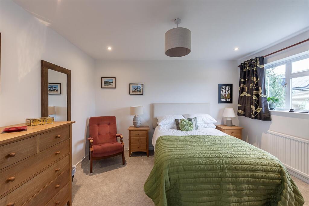 Additional image 9 of Tuffnells Way, Harpenden