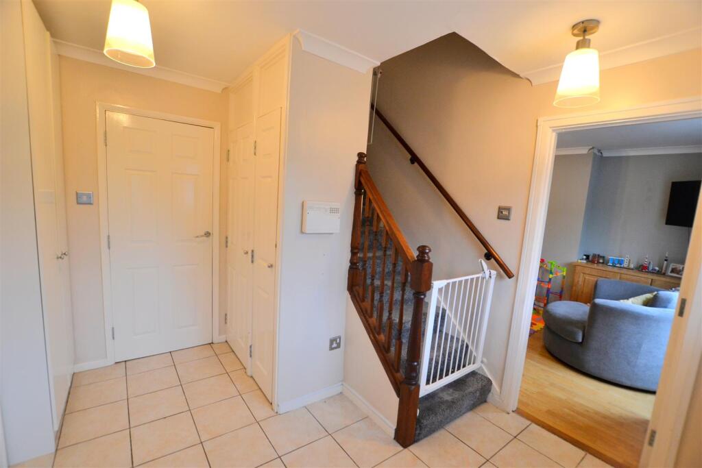 Additional image 6 of Bradshaws, Hatfield