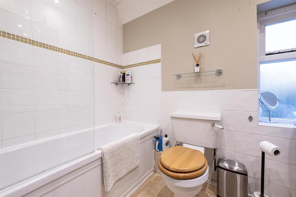 Additional image 9 of Bower Heath Lane, Bower Heath, Harpenden