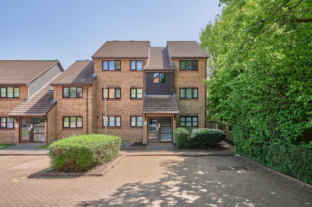 Additional image 11 of The Larches, Milford Close, St. Albans, Hertfordshire, AL4
