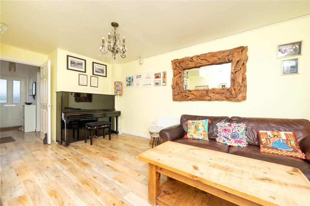 Additional image 19 of Holyrood Crescent, St. Albans, Hertfordshire