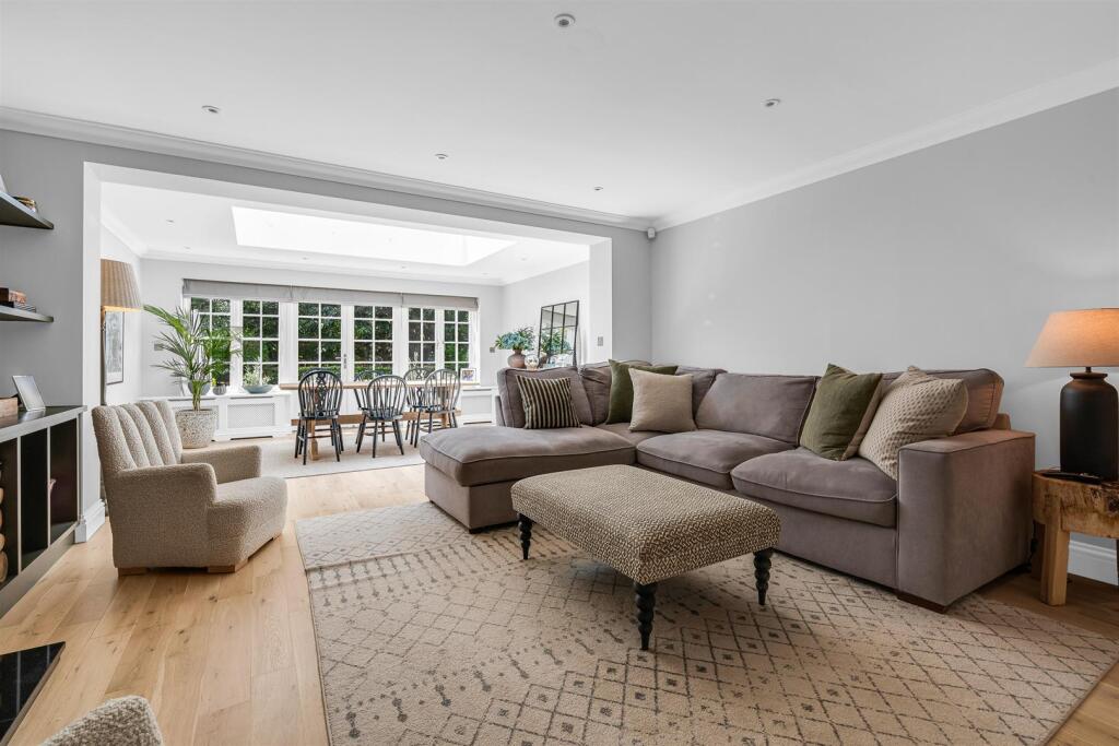 Additional image 8 of Tewin Water, Tewin, Welwyn