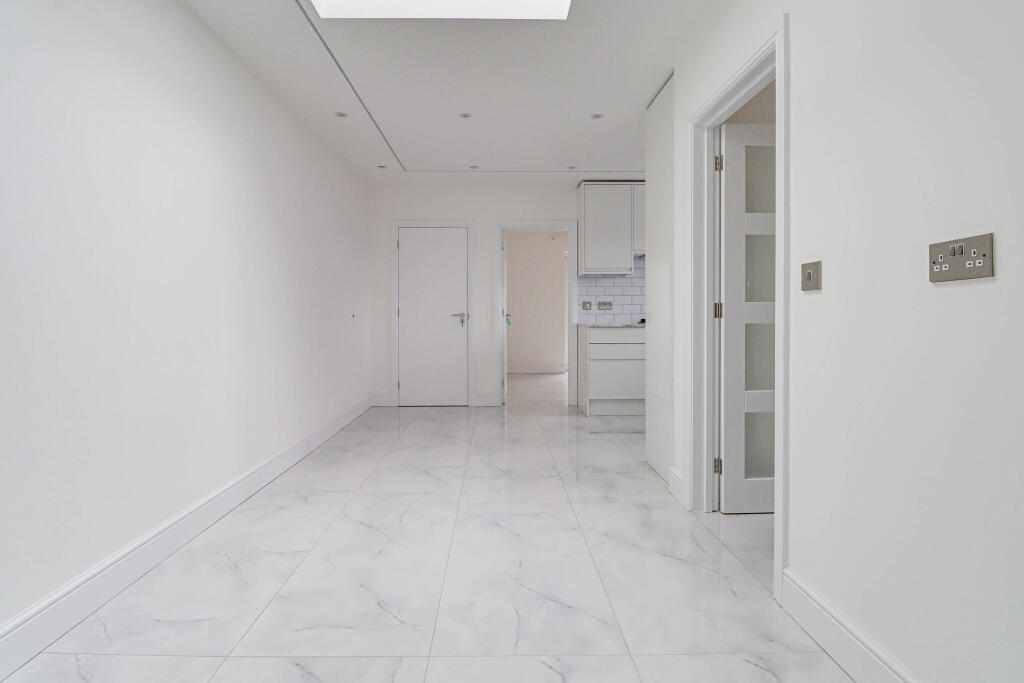 Additional image 7 of Green Lane, St Albans, St Albans, AL3