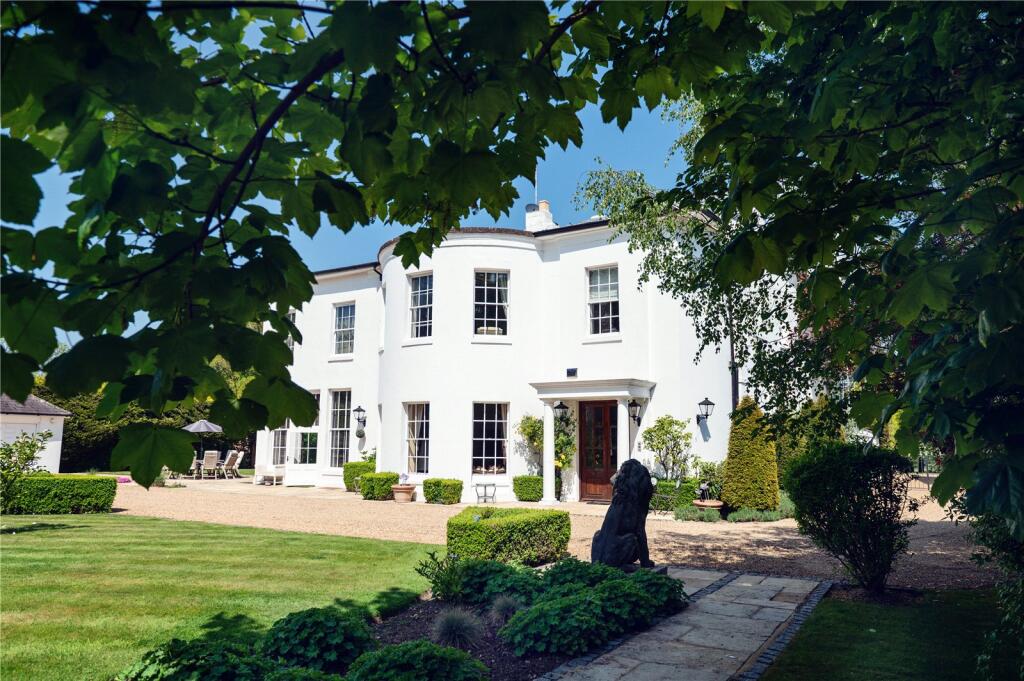 Kentish Lane, Brookmans Park, Hertfordshire, AL9