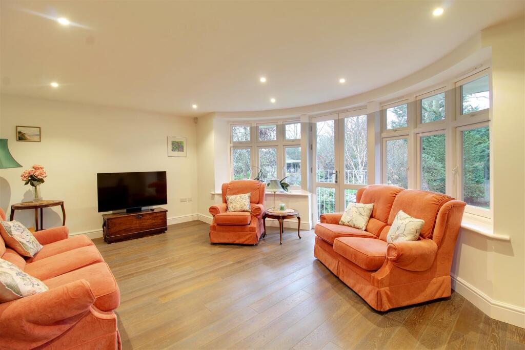 Additional image 23 of Bradmore Way, Brookmans Park