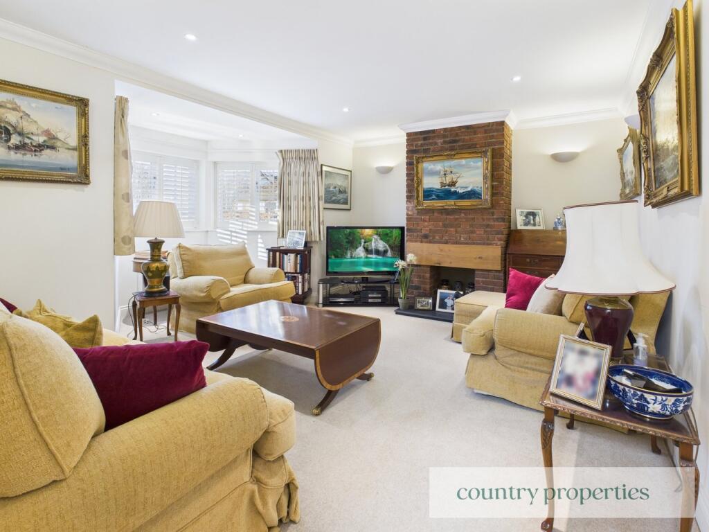 Additional image 3 of Digswell Rise, Welwyn Garden City, AL8