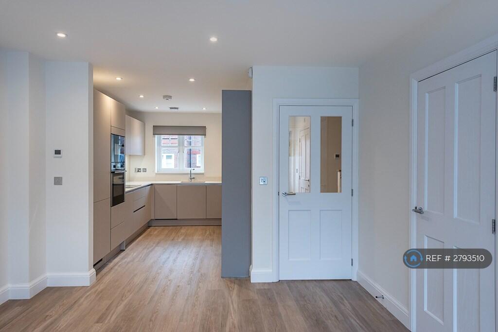 Additional image 11 of Melbourne Mews, Wheathampstead, St. Albans, AL4