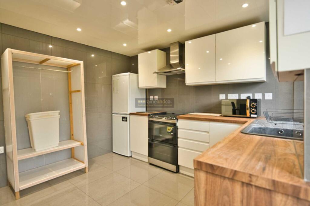 Additional image 5 of Oak Grove, Hatfield