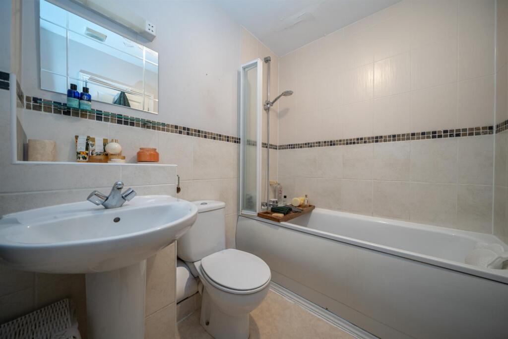 Additional image 11 of Kennedy Close, London Colney