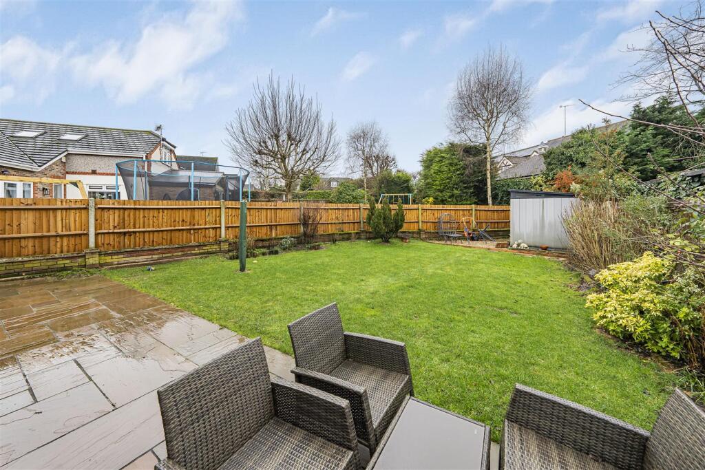 Additional image 18 of Oakwood Road, Bricket Wood, St. Albans