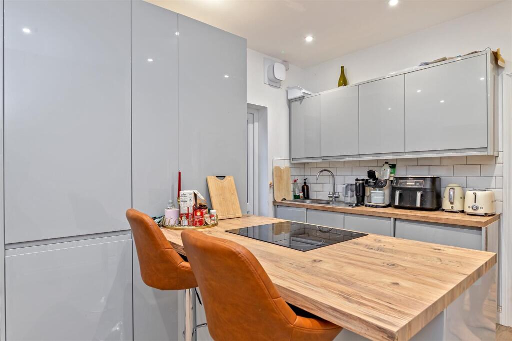 Additional image 7 of Hatfield Road, St. Albans