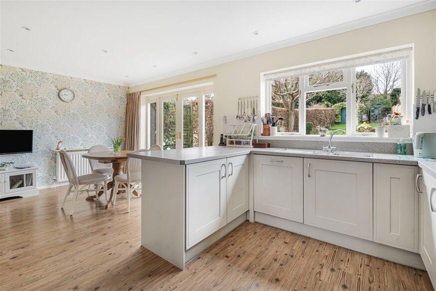 Additional image 15 of Roundwood Lane, Harpenden, AL5