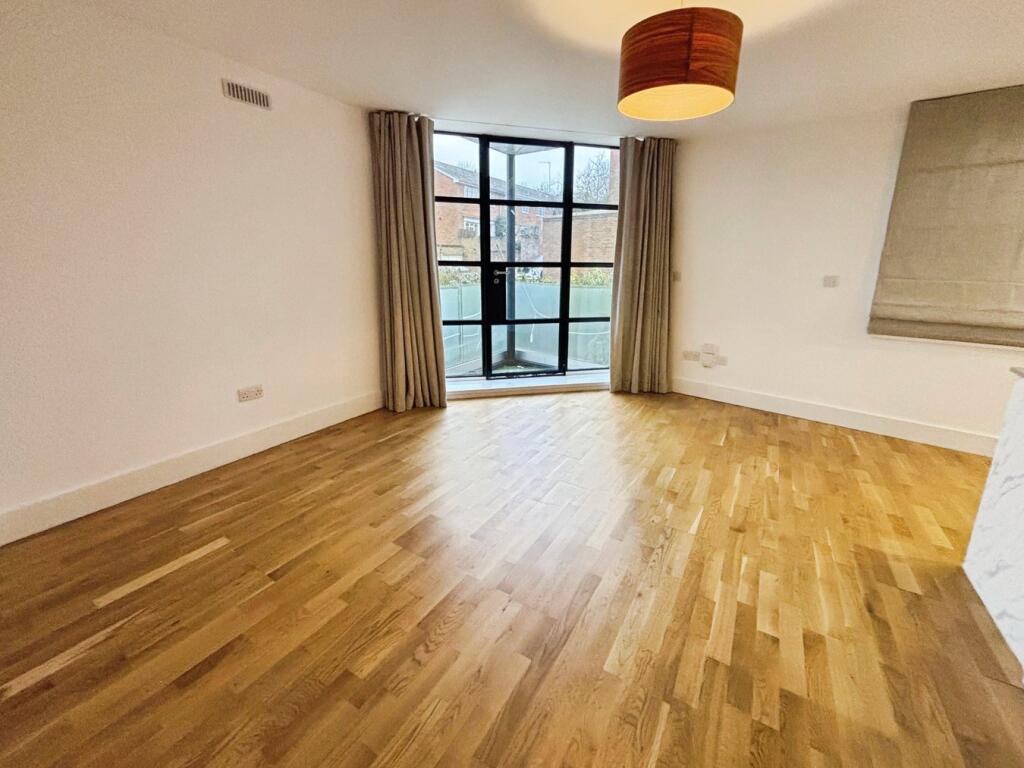 Additional image 2 of Salisbury Square, Hatfield, AL9