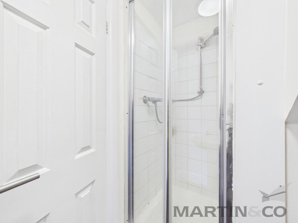 Additional image 8 of Bricket Lodge, Lye Lane