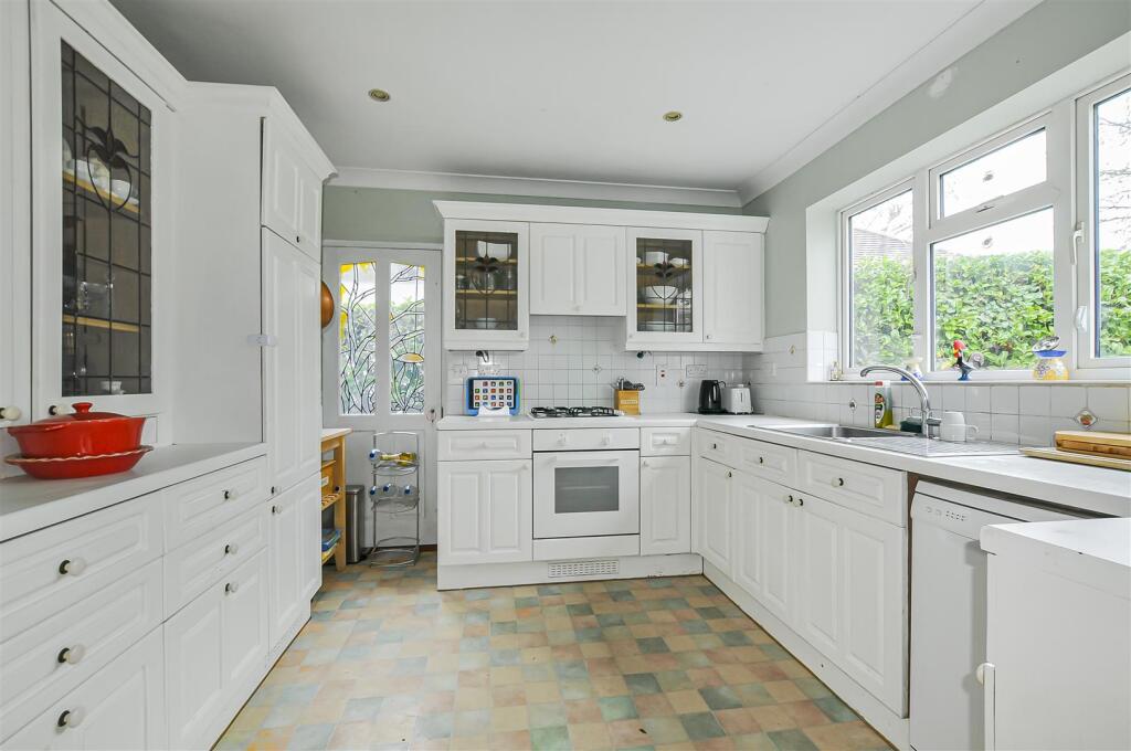 Additional image 4 of South Riding, Bricket Wood, St. Albans