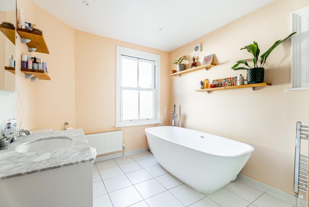 Additional image 9 of Folly Lane, St. Albans, Hertfordshire, AL3