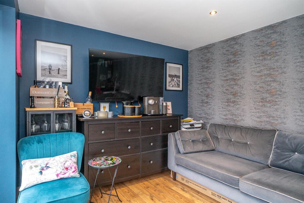 Additional image 19 of Shenley Lane, London Colney, St. Albans