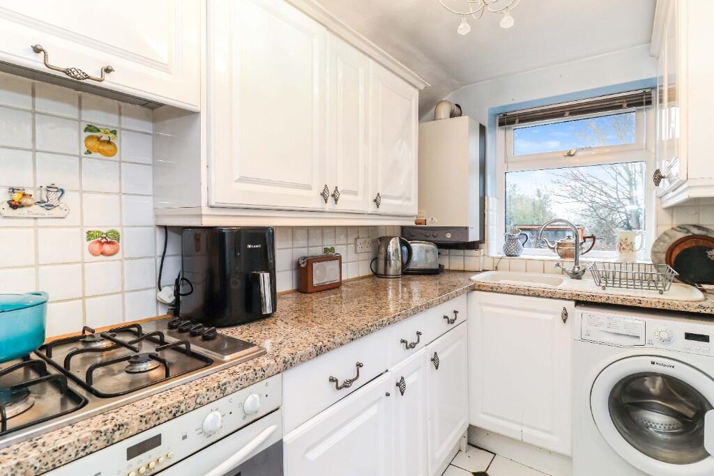 Additional image 4 of Dalton Street, St. Albans, Hertfordshire, AL3