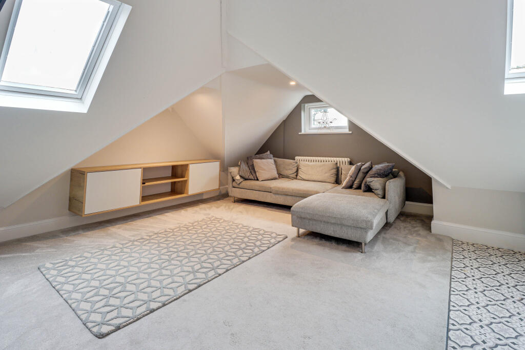 Additional image 17 of Kirkwick Avenue, Harpenden, Hertfordshire, AL5