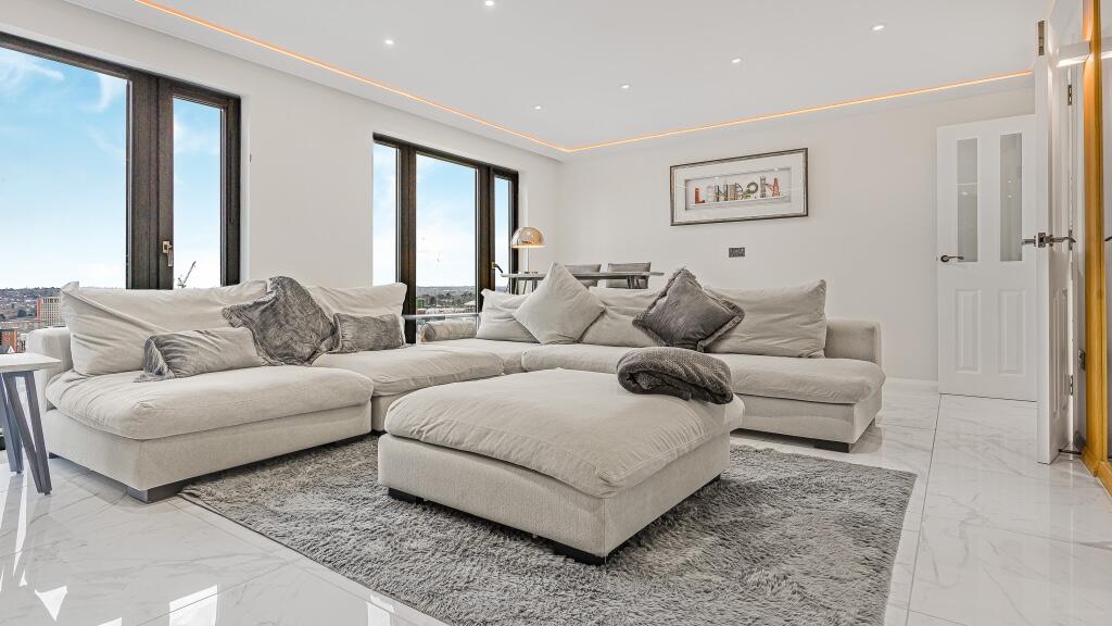 Additional image 7 of Royal Arch Apartments, Mailbox, Wharfside Street, Birmingham, B1