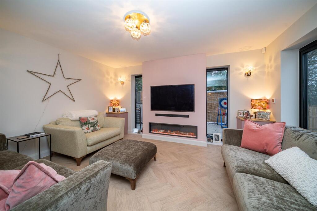 Additional image 4 of Springwood Walk, St. Albans