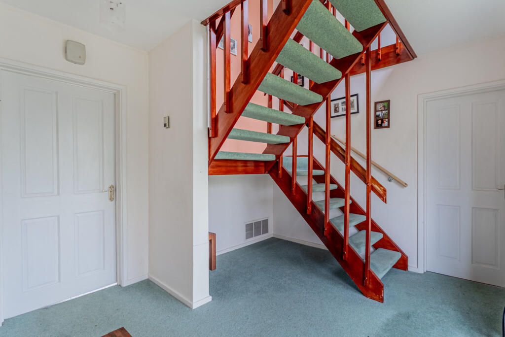 Additional image 11 of Dale Avenue, Wheathampstead, St. Albans, Hertfordshire, AL4