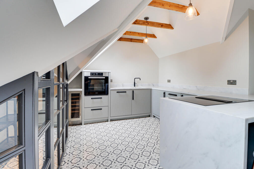 Additional image 3 of Kirkwick Avenue, Harpenden, Hertfordshire, AL5