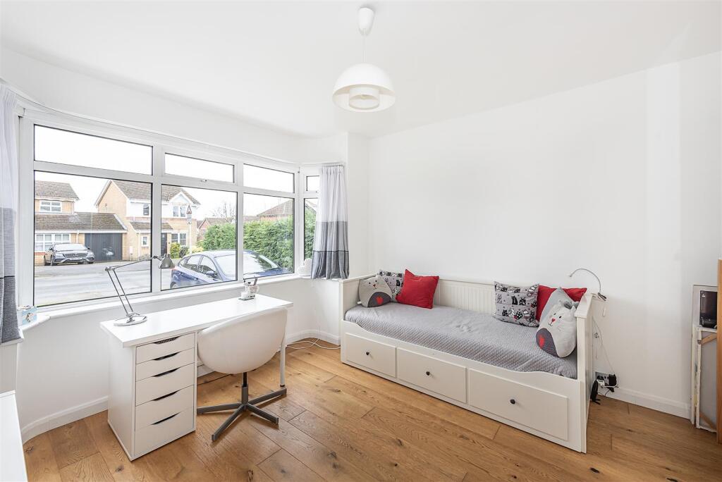 Additional image 7 of Longacres, St Albans