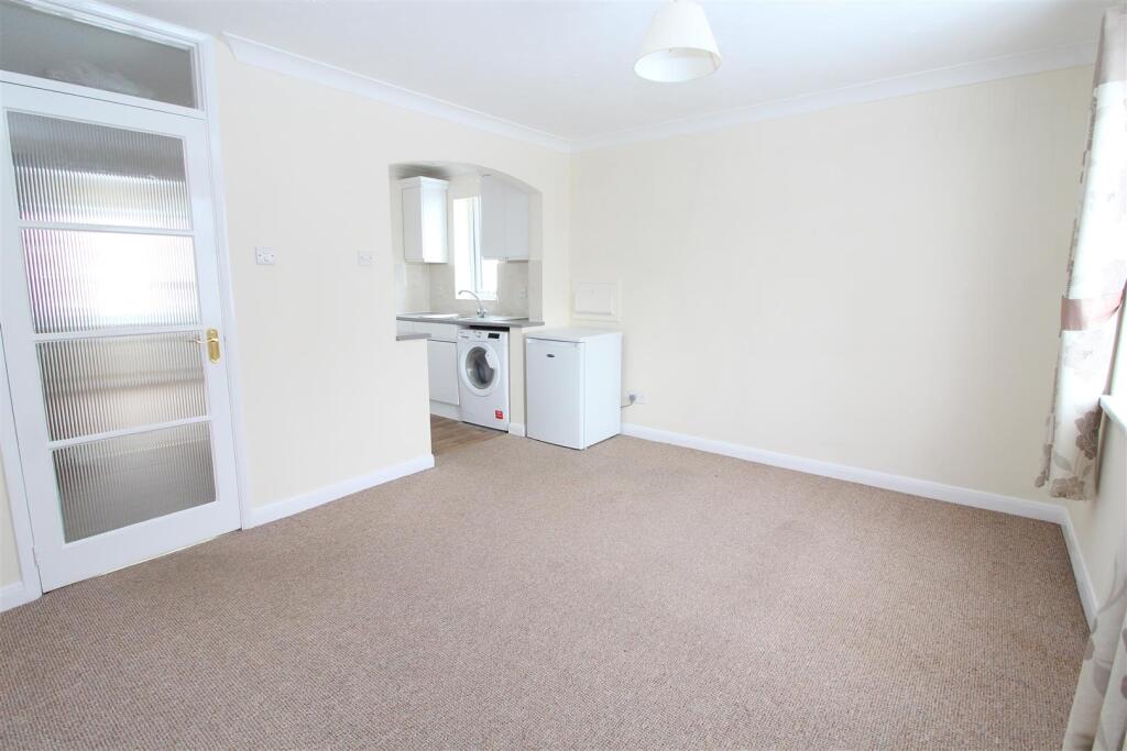 Additional image 9 of Batchwood Court, Batchwood Drive, St. Albans