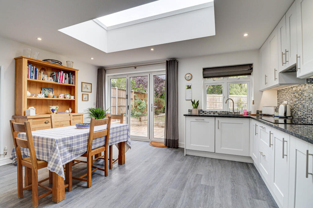 Additional image 7 of Laburnum Grove, Chiswell Green, St Albans, AL2