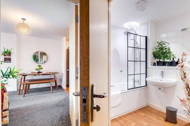 Additional image 49 of 165 Granville Street