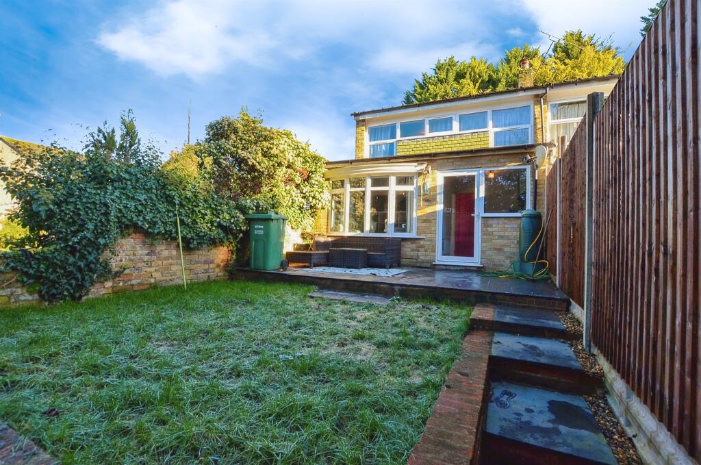 Additional image 12 of St. Martins Close, Harpenden