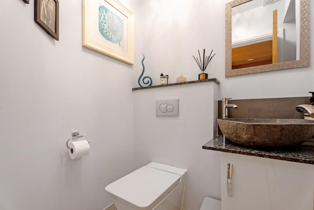 Additional image 8 of Pine Grove, Brookmans Park, AL9