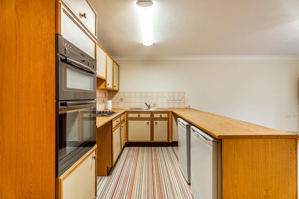 Additional image 5 of The Beeches, Park Street, St. Albans, Hertfordshire, AL2