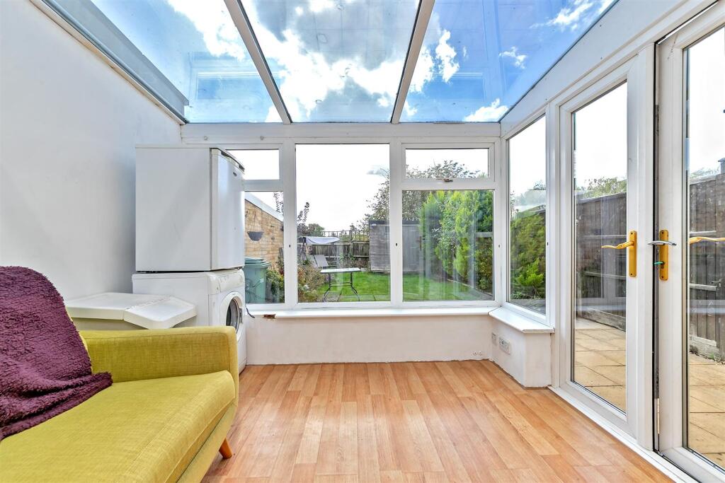 Additional image 9 of Pinewood Close, St. Albans