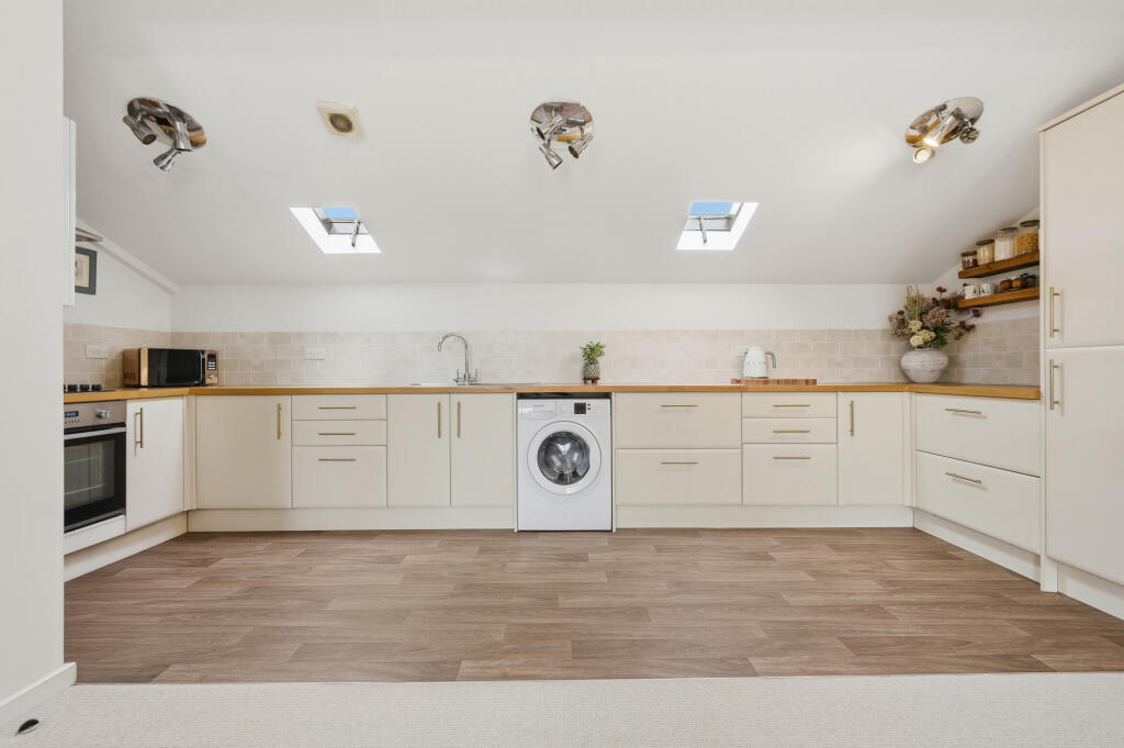 Additional image 6 of Park Street, St. Albans