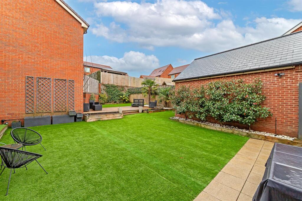 Additional image 38 of Milvus Road, St. Albans