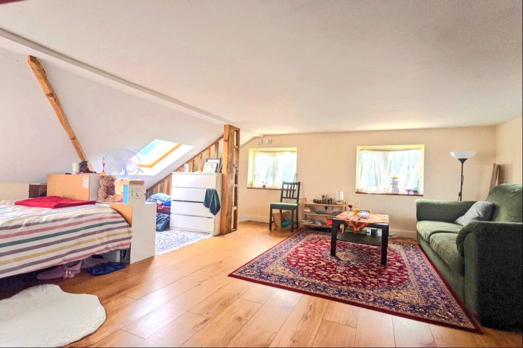 Additional image 7 of Kings Road, London Colney, St. Albans, Hertfordshire, AL2