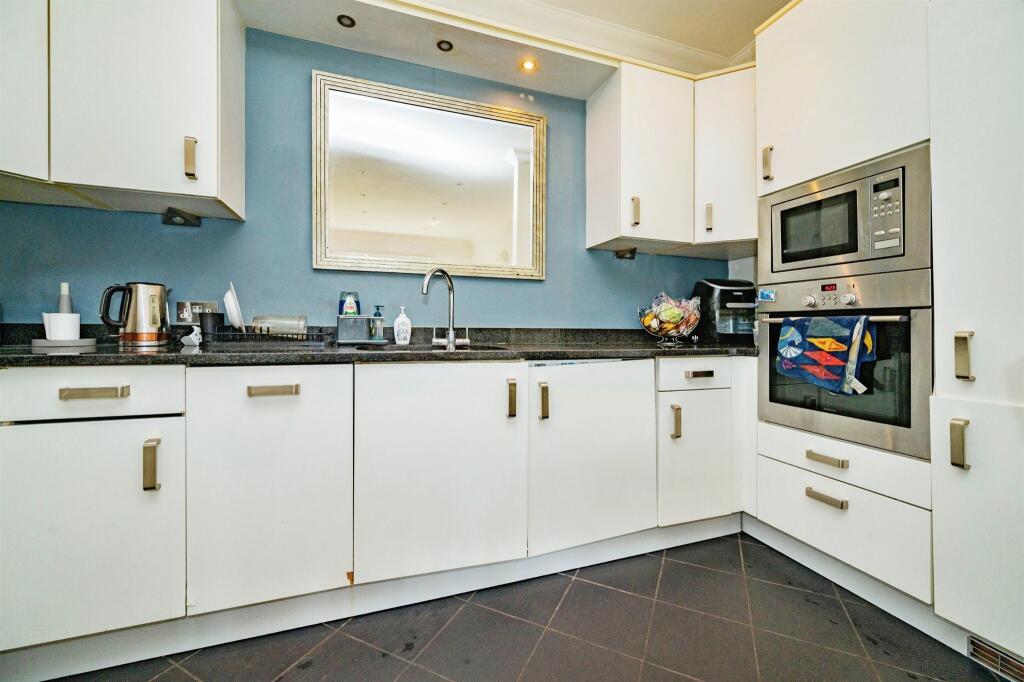 Additional image 3 of Highfield Lane, Tyttenhanger, St. Albans