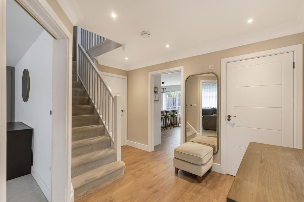 Additional image 12 of Carisbrooke Road, St. Albans, Hertfordshire, AL2