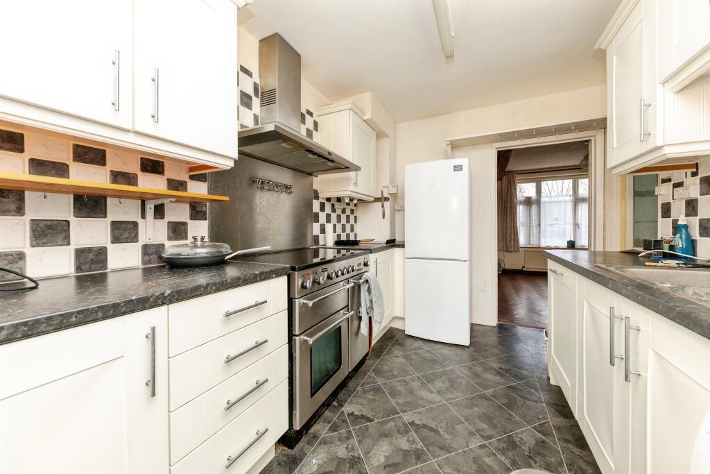 Additional image 9 of Applecroft Road, Welwyn Garden City