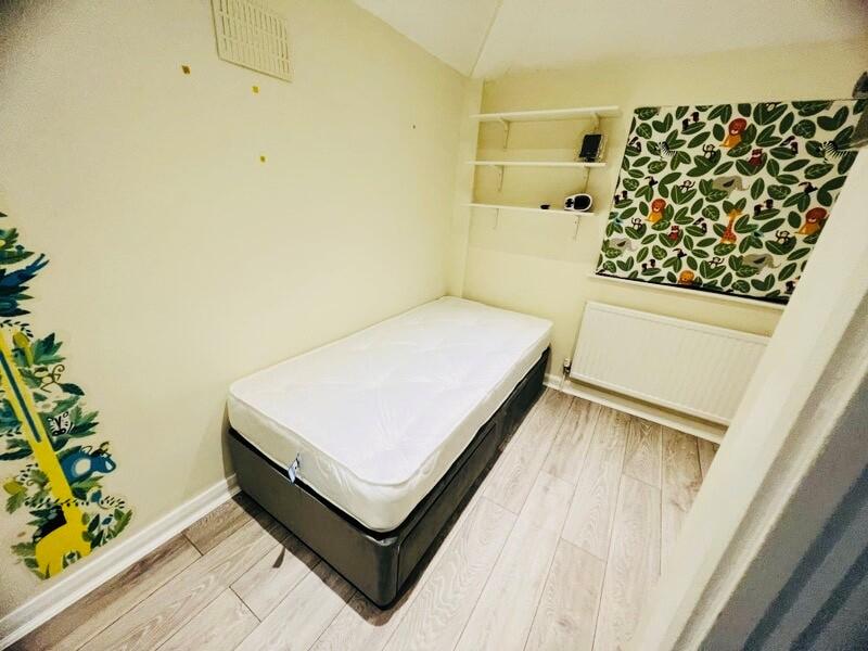 Additional image 7 of Crawford Road, HATFIELD, AL10