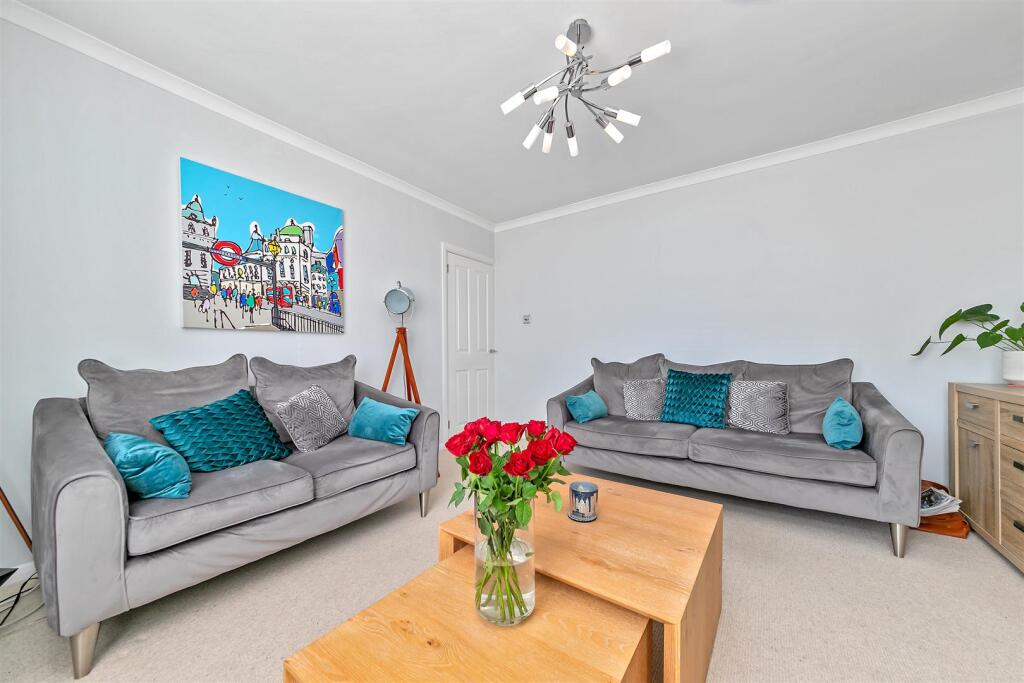 Additional image 8 of Blackthorn Close, St. Albans