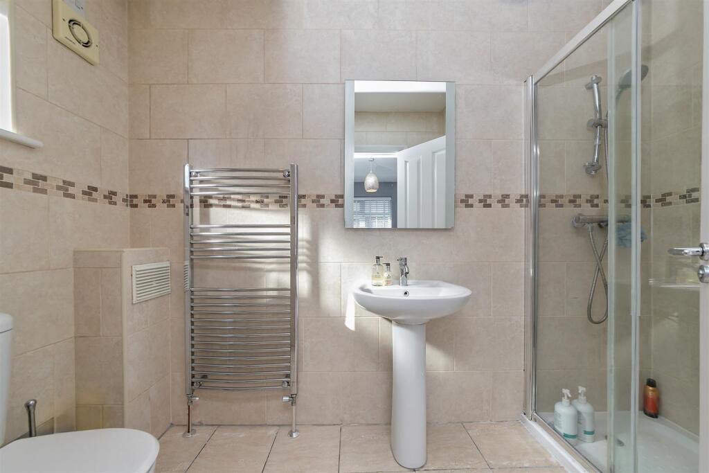 Additional image 17 of Blackthorn Close, St. Albans