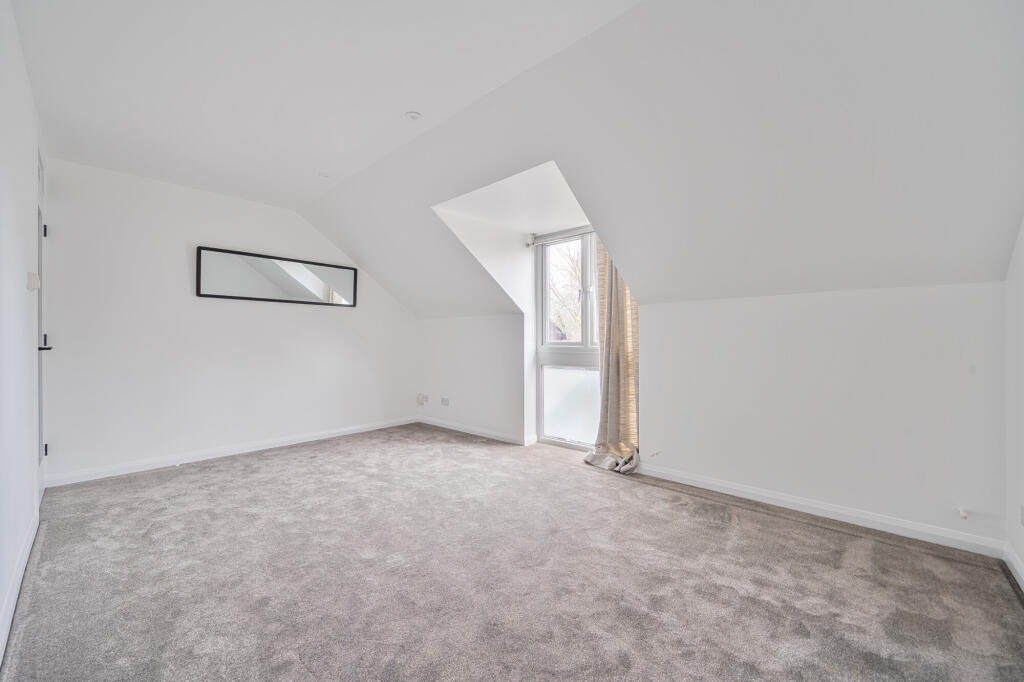 Additional image 3 of Station Road, Harpenden, AL5